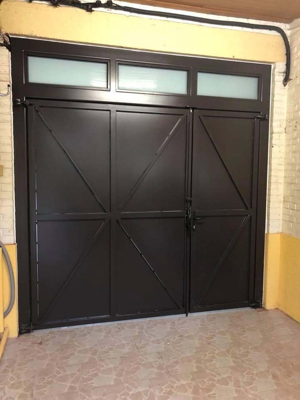 Portes metalliques sur mesure (2)