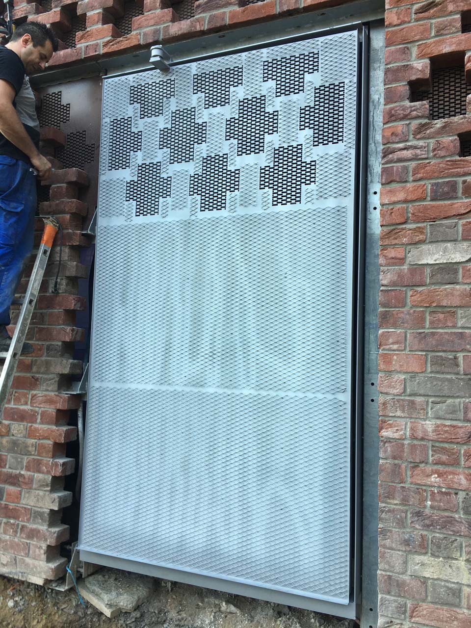 Portes metalliques sur mesure (7)
